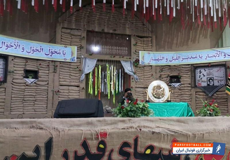 جام قهرمانی حذفی در شلمچه رونمایی شد اما استقلالیها و دبیرکل فدراسیون فوتبال به دلیل پرواز عصر امروزشان از تهران به خرمشهر غایب بودند.