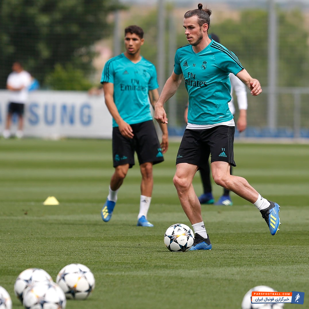 تیم فوتبال رئال مادرید آخرین تمرینش را پیش پرواز به کیف برای حضور در فینال لیگ قهرمانان اروپا انجام داد تیم فوتبال رئال مادرید شنبه (۵خرداد) در کیف پایتخت کشور اوکراین بازی فینال لیگ قهرمانان اروپا را از ساعت ۲۳:۱۵ مقابل لیورپول برگزار می کند.