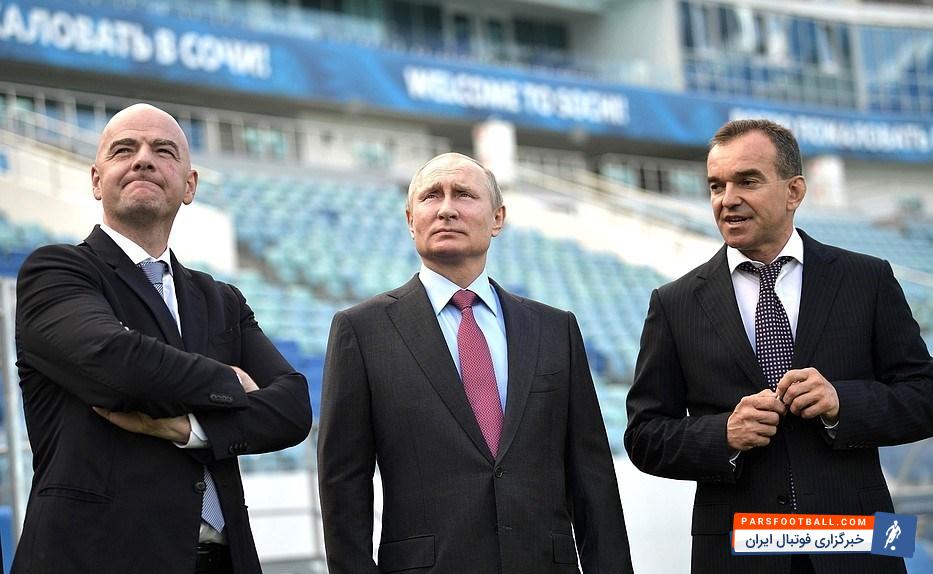 اینفانتینو رئیس فیفا و پوتین رئیس جمهور روسیه به بازدید از ورزشگاه فیشت شهر سوچی پرداختند