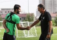 کریم انصاری فرد مهاجم تیم ملی فوتبال کشورمان گفت: به اردوی تیم ملی آمدم تا خودمان را برای مسابقات سخت جام جهانی آماده کنیم.