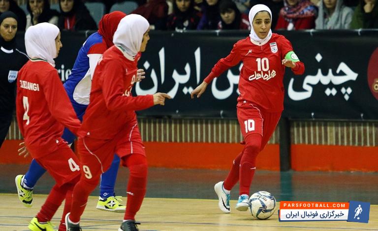 در ادامه رقابت های جام ملت های فوتسال بانوان آسیا که به میزبانی تایلند در حال برگزاری است، امروز در مرحله نیمهنهایی بانوان کشورمان مقابل ویتنام قرار گرفتند و با برتری 5 بر صفر مقابل این تیم به فینال راه پیدا کردند. صفحه رسمی کنفدراسیون فوتبال آسیا AFC با انتشار پست زیر به این صعود قدرتمندانه واکنش نشان داد.