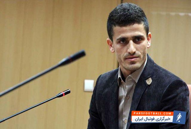 وریا غفوری بازیکن ارزشمند تیم فوتبال استقلال در لیگ هفدهم توانست عملکرد بسیار خوبی از خود به نمایش بگذارد.ظاهرا این بازیکن از چند تیم داخلی و خارجی پیشنهادهای بسیار خوبی دارد. این بازیکن در مصاحبه اخیر خود اعلام کرد که اگر لژیونر نشوم در استقلال خواهم ماند.