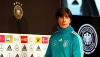 یوآخیم لو سرمربی تیم ملی آلمان امروز قرارداد خود را تا سال 2022 تمدید کرد و تا جام جهانی قطر هدایت ژرمن ها را بر عهده خواهد داشت.او درنشست خبری امروز خود گفت: افق برنامه های ما در 4 سال آینده ایده ال و روشن است.