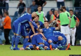 دیناموزاگرب