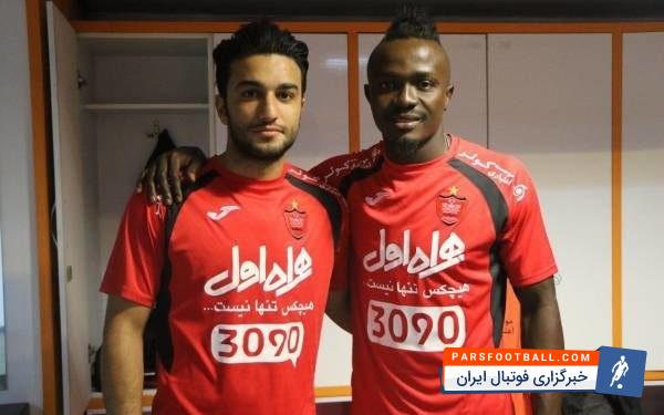 گادوین منشا مهاجم نیجریه ای تیم فوتبال پرسپولیس به همراه سیامک نعمتی هافبک سرخپوشان در کنسرت خواننده محبوب پاپ کشورمان محمد علیزاده شرکت کردند و با او عکس یادگاری گرفتند.