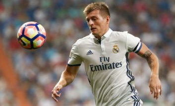 لیورپول ؛ کروس از عملکرد باشگاه لیورپول در لیگ قهرمان اروپا متعجب است