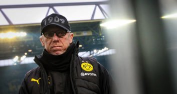 اشتوگر : فصل دشواری را سپری می کنیم