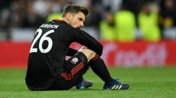 خامس : باید گلر را عامل حذف ما دانست، او بارها ما را نجات داده است