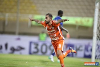 قطعی شدن حضور قلی‌ زاده در شارلوا در حالی است که این باشگاه بلژیکی به دنبال جذب امید نورافکن, بازیکن فصل گذشته استقلال نیز هست تا در فصل آینده در کنار قلی‌زاده و رضایی از سه بازیکن ایرانی در ترکیبش بهره ببرد.