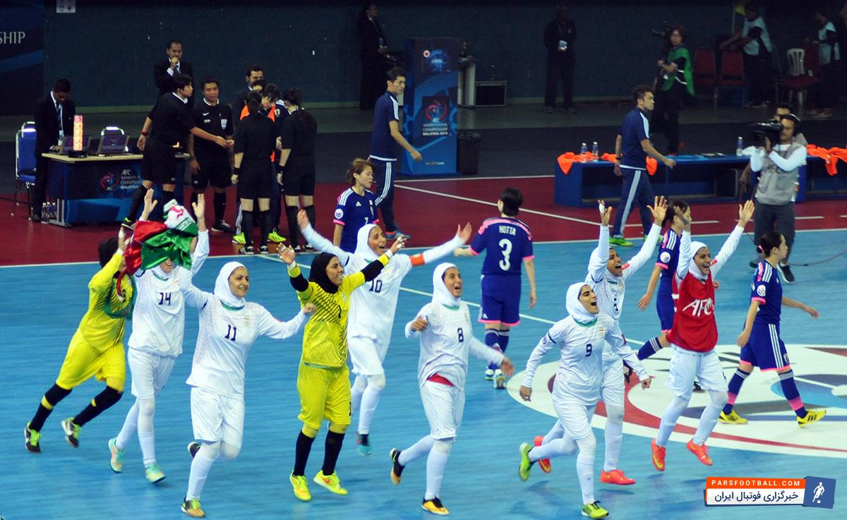 فاطمه اعتدادی