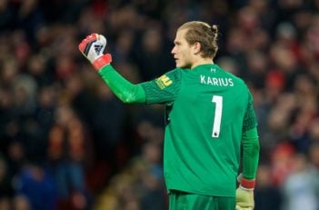 لوریس کاریوس