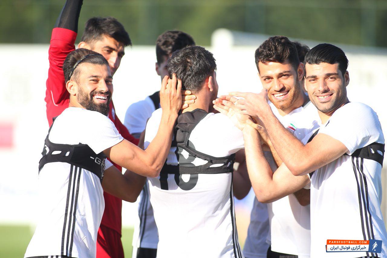 یکی از مفرح ترین قسمت های تمرین ملی پوشان تیم ملی ایران رقابت های پیش از آغاز رسمی تمرینات است. زمانی که ملی‌پوشان تیم ملی ایران به تنبیه یار خطاکار می‌پردازند.