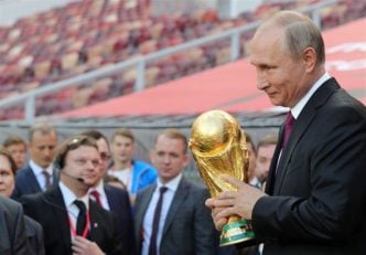 پوتین گفت:امیدوارم تجربه فوق العاده ای در روسیه داشته باشید و نه فقط برای برد تیم ها و تلاش بازیکنان محبوبتان بلکه از حضور درروسیه لذت ببرید.