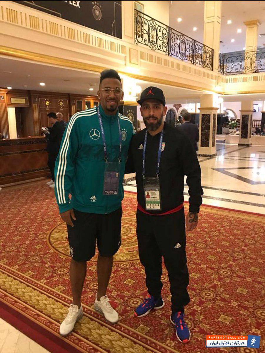 اشکان دژاگه با جرومی بوآتنگ دیداری دوستانه و صمیمانه داشتند اشکان دژاگه کاپیتان تیم ملی ایران با انتشار توییتی برای تیم ملی آلمان آرزوی موفقیت کرد.