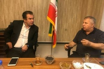 حمید استیلی مدیر تیم امید امروز به دیدار اسطوره فوتبال کشورمان رفت حمید استیلی مدیر تیم امید کشورمان امروز به دیدار علی پروین اسطوره فوتبال ایران رفت و با وی دقایقی به گفت‌وگو پرداخت.