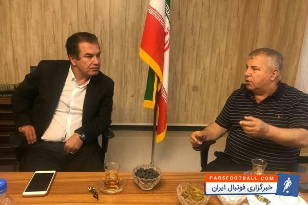 حمید استیلی مدیر تیم امید امروز به دیدار اسطوره فوتبال کشورمان رفت حمید استیلی مدیر تیم امید کشورمان امروز به دیدار علی پروین اسطوره فوتبال ایران رفت و با وی دقایقی به گفت‌وگو پرداخت.