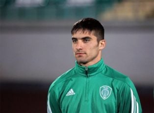 محمدی ؛تصویری از مدل موی جدید میلاد محمدی مدافع تیم ملی فوتبال ایران