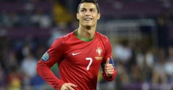 رونالدو ؛ 8 حرکت فوق العاده و عملکرد دیدنی از کریس رونالدو در تیم پرتغال