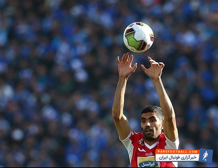 جشن گلریزان و فروش مدال قهرمانی محمد انصاری بازیکن پرسپولیس برای کمک به کودکان زلزلهزده کرمانشاه شنبه شب در تهران برگزار میشود.