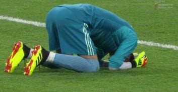 حذف ایران و اندوه بازیکنان ایران پس از تساوی مقابل پرتغال