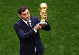 کاسیاس ؛ رونمایی کاسیاس از کاپ زیبای جام جهانی در مراسم افتتاحیه جام جهانی 2018