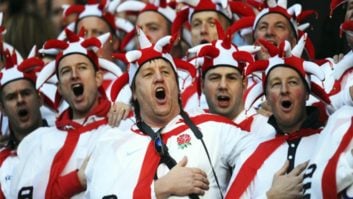 انگلیس ؛ خوشحالی هواداران تیم فوتبال انگلیس بعد از پیروزی برابر تونس