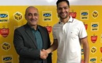 یکی از نزدیکان باشگاه پرسپولیس اعلام کرد رقم قرارداد كمال كاميابی‌ نيا با آپشن كمی بالاتر از يک ميليارد و پانصد ميليون است.