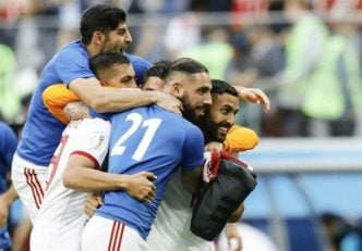 تیم ملی فوتبال ایران - رویترز با انتشار عکس زیر پس از پیروزی تیم ملی ایران مقابل مراکش نوشت: ایران با گل به خودی دقایق پایانی عزیز، مراکش را شگفت زده کرد.