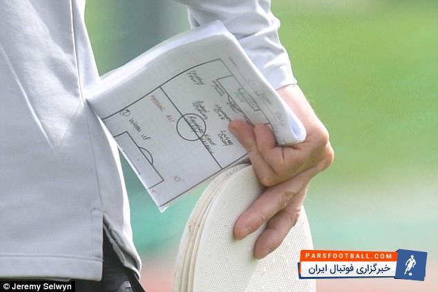 ساوتگیت : رسانه های ما باید تصمیم بگیرند که آیا می خواهند به تیم ملی انگلیس کمک کنند یا خیر