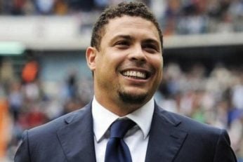 رونالدو ؛ حضور رونالدو در محل هتل محل اقامت بازیکنان تیم ملی فوتبال برزیل