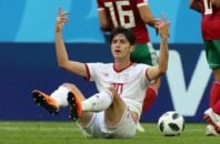 آزمون : توپ به این سمت و آن سمت میرفت که به یکباره دیدم توپ نیست