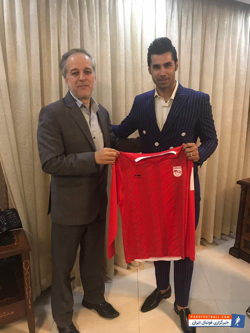 محسن فروزان به تراکتورسازی پیوست.