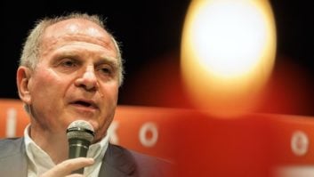 هونس : ما از اصل خود دور نمی شویم و خرید بزرگی در کار نخواهد بود