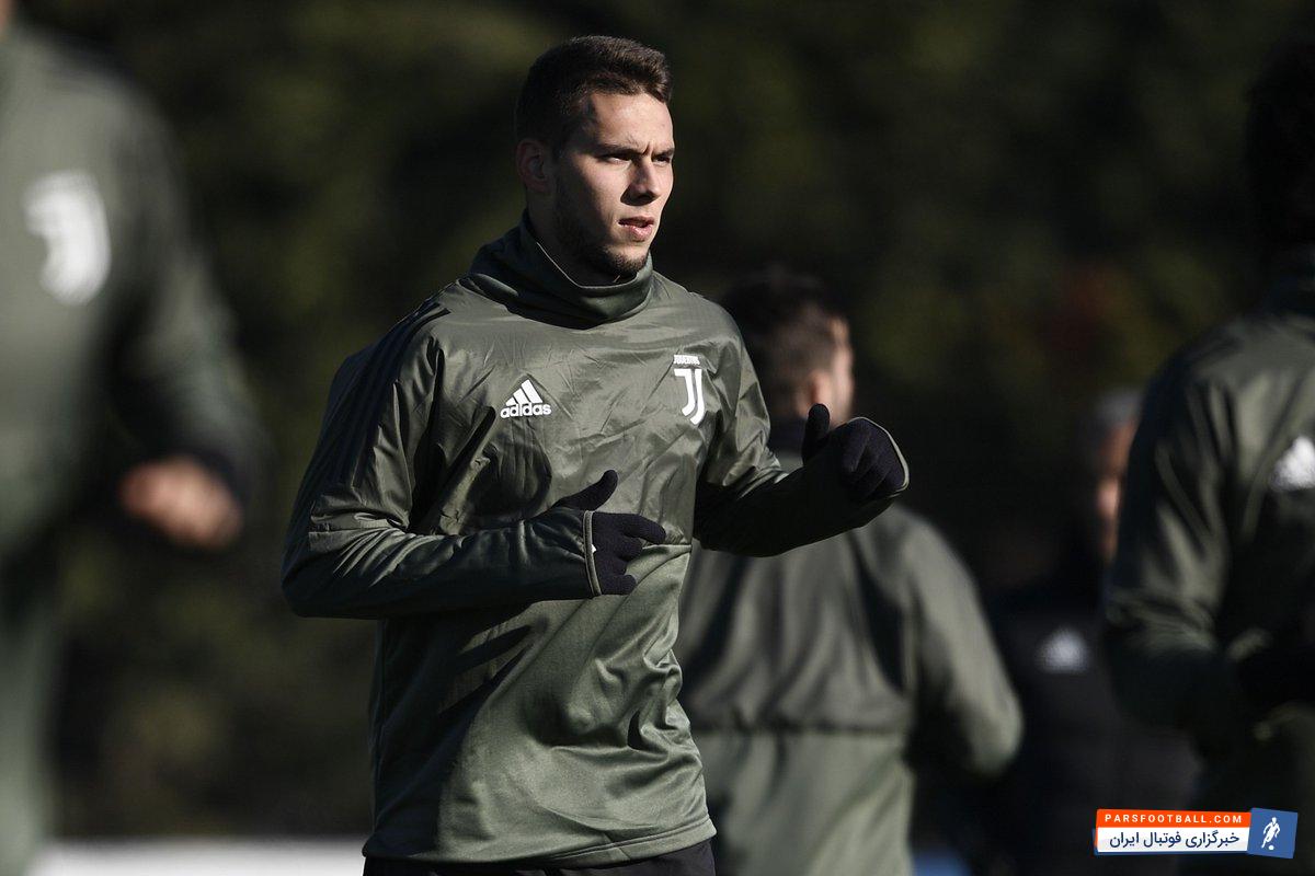 یوونتوس ؛ ایجنت پیاتسا شایعات جدایی این ستاره از تیم فوتبال یوونتوس را رد کرد