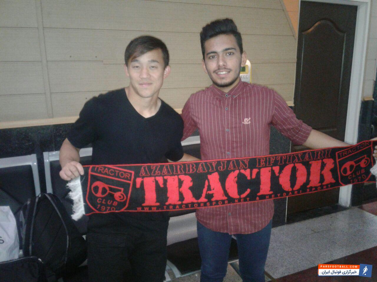 یوکیا سوگیتا هافبک 25 ساله ژاپنی که روز گذشته در استانبول با باشگاه تراکتورسازی به توافق رسید یوکیا سوگیتا قرارداد سه ساله اش را به امضا رساند