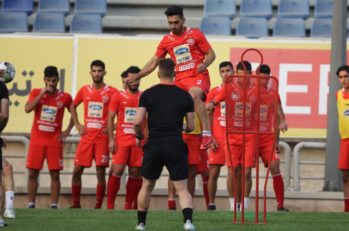 عالیشاه طی دو بازی اخیر بعد از بازگشت به پرسپولیس توانسته نمایش امیدوارکننده ای از خود به جا بگذارد عالیشاه برابر فولاد نیز یکی از خوبهای این تیم لقب گرفت.