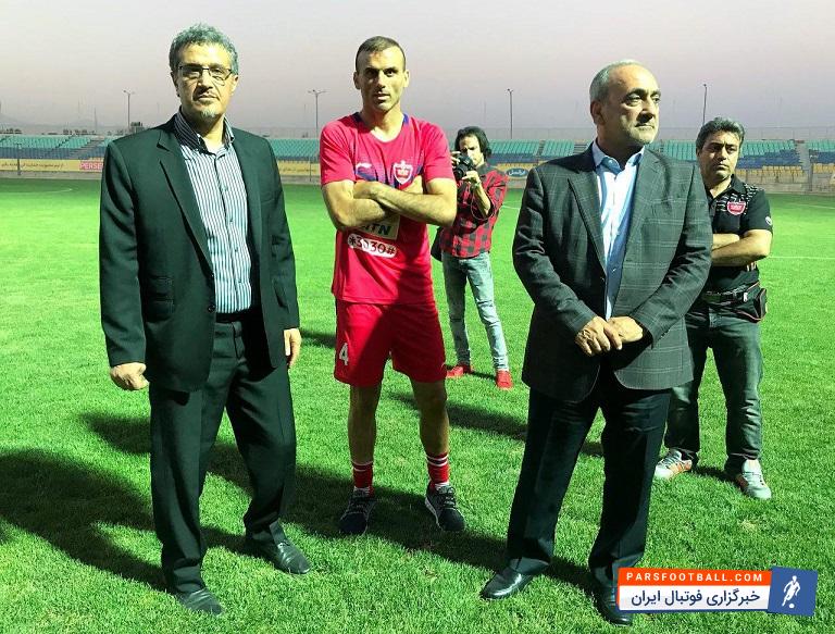 گرشاسبی سرپرست پرسپولیس است گرشاسبی حسین ماهینی و سیدجلال حسینی را با عباس اسماعیل بیگی لیدر باشگاه آشتی داد تا روی آتش حاشیه ها آب بریزد.