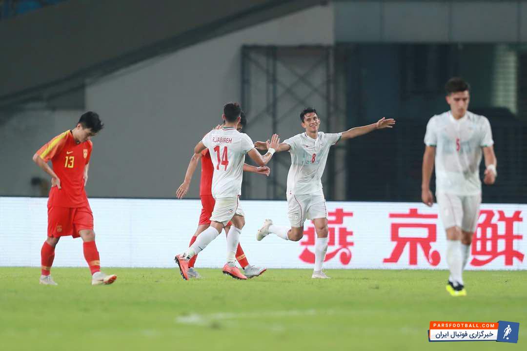 محمدرضا آزادی مهاجم جوان تراکتورسازی تبریز است محمدرضا آزادی نمایش درخشانی در دیدار اخیر تیم ملی امید ایران برابر چین ارائه کرد.