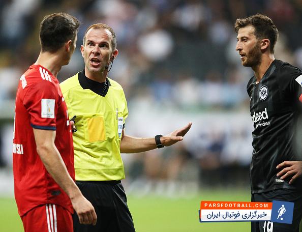 لواندوفسکی مهاجم بایرن مونیخ در دیدار برابر فرانکفورت با ضربه آرنج آبراهام روبرو شد