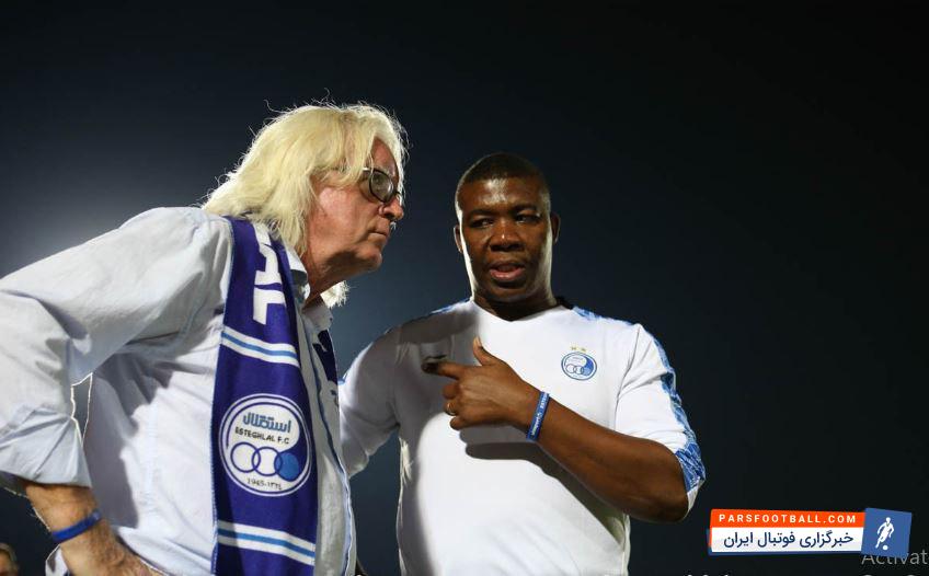 فصل قبل جیری ساناک در کنار ساشا شفر و میگوئل کولی اعضای خارجی کادرفنی شفر را تشکیل می دادند اما در اواسط تمرین های پیش فصل ساناک از استقلال جدا شد.