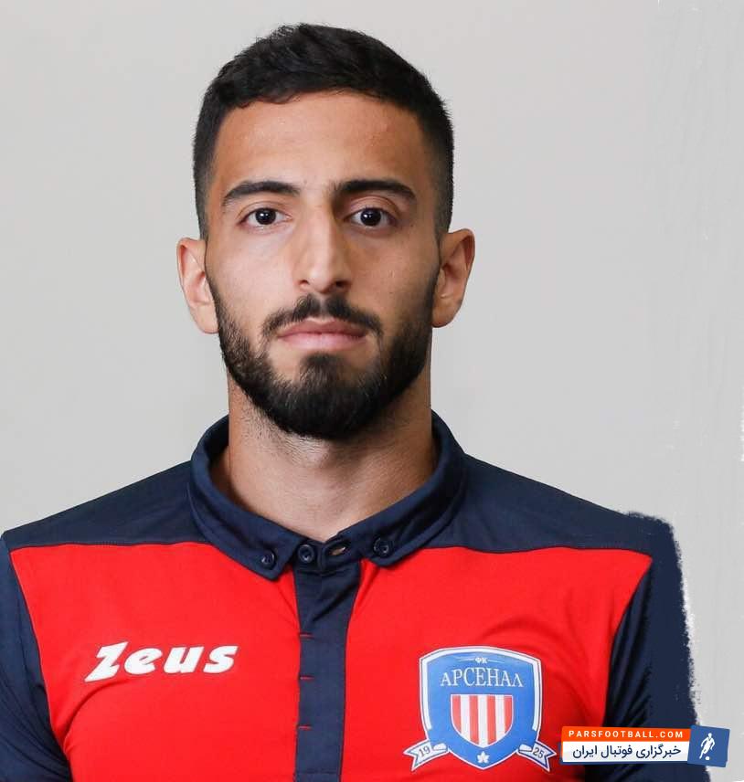 علیرضا اکبری بازیکن پیشین تیم فوتبال امید استقلال است علیرضا اکبری با قراردادی دو ساله به تیم آرسنال کیف در اوکراین پیوست.