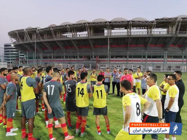 تمرینات اصلی فولاد خوزستان برای بازی مقابل استقلال از دیشب آغاز شد فولاد خوزستان چهارشنبه شب در ورزشگاه آزادی میهمان استقلال خواهد بود.