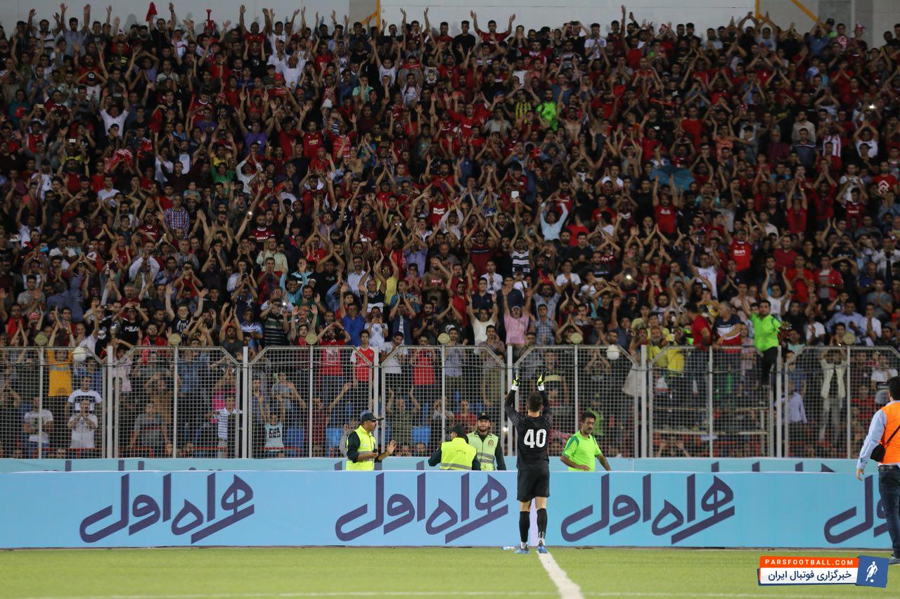 امین رضایی دروازهبان جوان نساجی است امین رضایی توانست در اولین بازی خود برای این تیم اولین کلین شیت نساجی در لیگ برتر را ثبت کند.