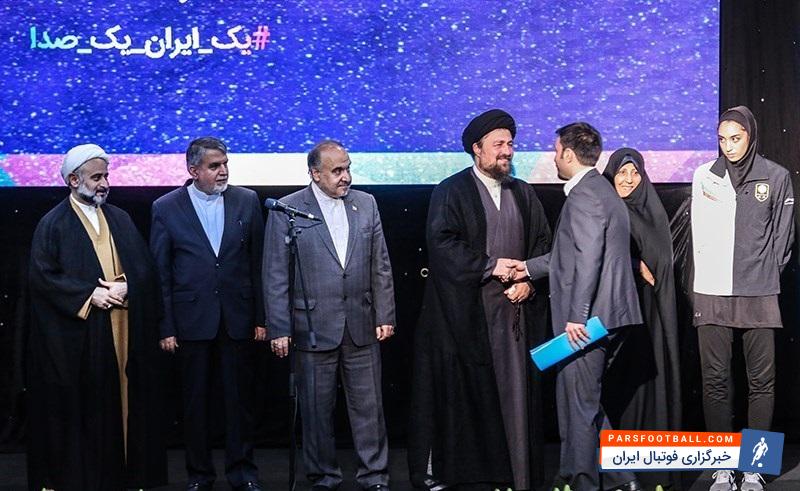 صحبت های حجت الاسلام و المسلمین سید حسن خمینی، وزیر ورزش و جوانان ، نصرالله سجادی سرپرست کاروان ایران در بازی های آسیایی را در حاشیه مراسم بدرقه کاروان ایران به بازیهای آسیایی می خوانید.