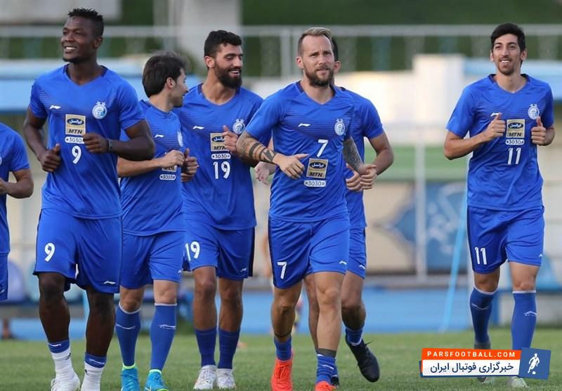 آخرین تمرین تیم فوتبال استقلال پیش از دیدار برابر پارس جنوبی جم در هفته چهارم مسابقات فوتبال لیگ برتر باشگاههای کشور برگزار شد.