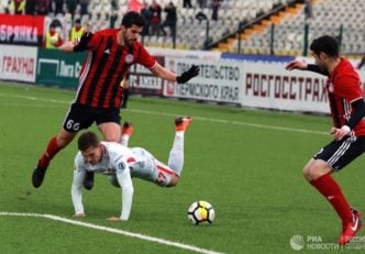 سعید عزت‌ الهی - سعید عزت‌ اللهی - سعید عزت‌اللهی ملی‌پوش ایرانی در آستانه بسته‌شدن پنجره نقل‌وانتقالاتی تابستانی اروپا به تیم روستوف روسیه بازگشت.