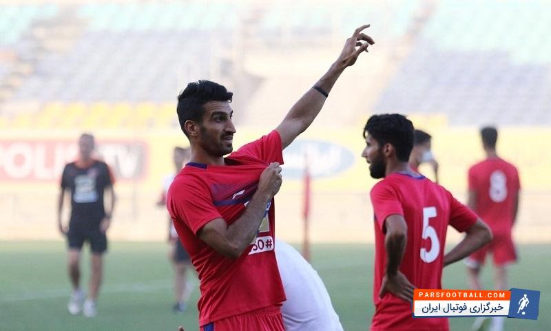 حرف‌های حسین ماهینی کاپیتان دوم تیم فوتبال پرسپولیس که گفته بود پرسپولیس ۱۰ برابر هوادارانش دشمن دارد، سوژه هواداران استقلال در فضای مجازی شد.