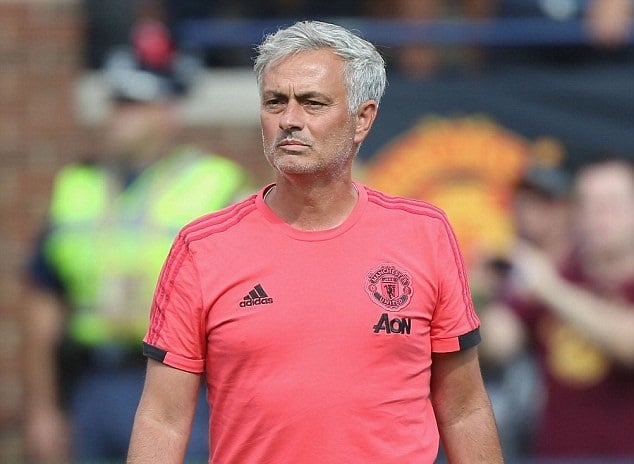 ژوزه مورینیو سرمربی پرتغالی تیم منچستریونایتد مدعی شد مائوریتسیو ساری از شرایط خوبی برای موفق شدن در لیگ برتر برخوردار است.