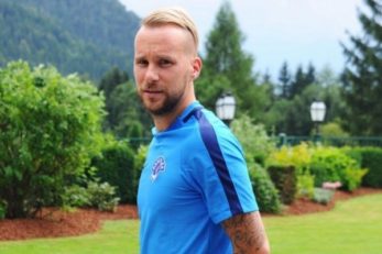 استقلال - مارکوس نویمایر - مارکوس نویمایر - مارکوس نیومایر - نویمایر