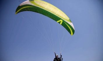پاراگلایدر